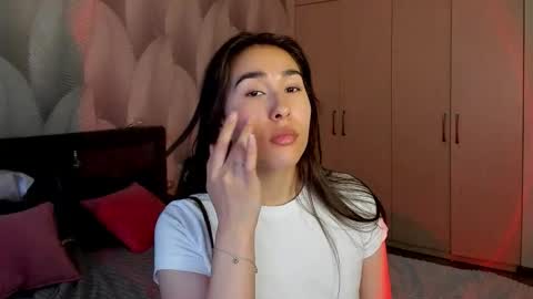 Mika online show from 22, 12, 2025