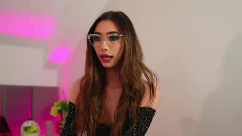 shy_eveline online show from 7, 5, 2026