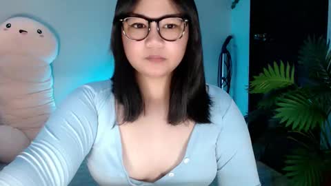 Snapshot of shy_girl09 chatting on 21, 10, 2025 shy_girl09 online show from 21, 10, 2025