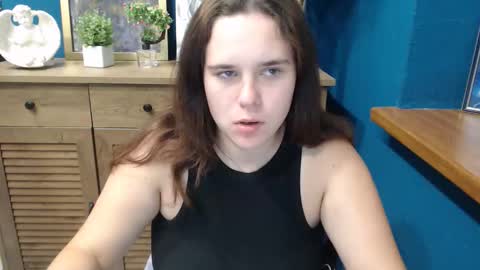 Snapshot of shy_lil chatting on 20, 9, 2025 shy_lil online show from 20, 9, 2025