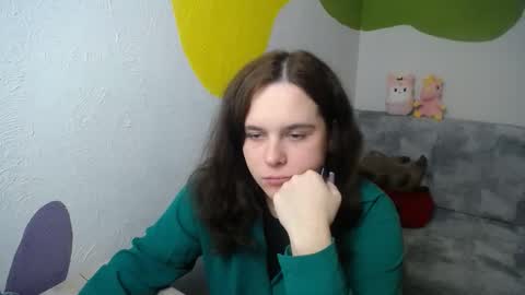 Snapshot of shy_lil chatting on 13, 11, 2025 shy_lil online show from 13, 11, 2025