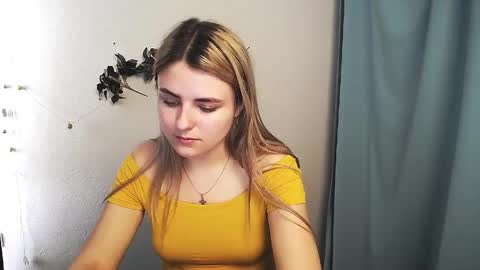 shy_sabrina_ online show from 20, 5, 2026
