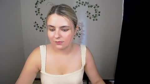 Snapshot of shy_sabrina_ chatting on 4, 8, 2026 shy_sabrina_ online show from 4, 8, 2026