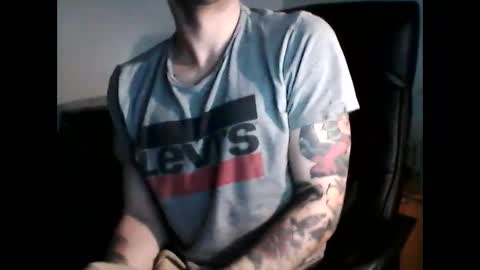 shyboyhugecum2020 online show from 15, 2, 2025