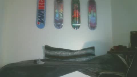 shyboyhugecum2020 online show from 17, 2, 2026