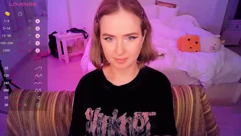 Effie online show from 5, 3, 2025