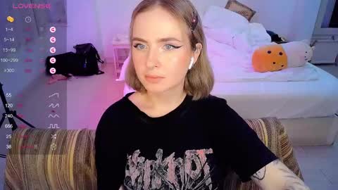 Effie online show from 6, 3, 2025