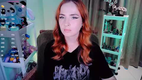 Snapshot of shyfoxxxy chatting on 29, 4, 2026 Effie online show from 29, 4, 2026