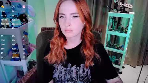 Snapshot of shyfoxxxy chatting on 10, 5, 2026 Effie online show from 10, 5, 2026