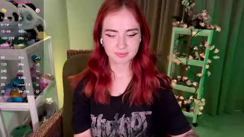 Snapshot of shyfoxxxy chatting on 27, 6, 2026 Effie online show from 27, 6, 2026