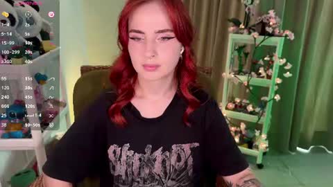 Snapshot of shyfoxxxy chatting on 29, 6, 2026 Effie online show from 29, 6, 2026