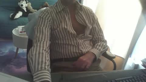 Snapshot of shyfrenchcock chatting on 27, 10, 2025 shyfrenchcock online show from 27, 10, 2025