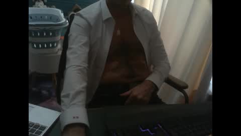 Snapshot of shyfrenchcock chatting on 4, 11, 2025 shyfrenchcock online show from 4, 11, 2025