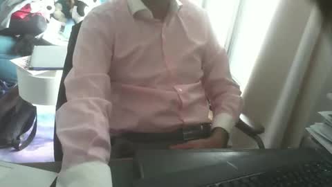 Snapshot of shyfrenchcock chatting on 6, 11, 2025 shyfrenchcock online show from 6, 11, 2025