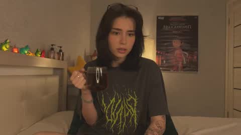 Snapshot of shygaze chatting on 16, 11, 2025 shygaze online show from 16, 11, 2025