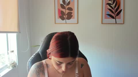 Snapshot of shylittlebunny chatting on 20, 5, 2026 shylittlebunny online show from 20, 5, 2026