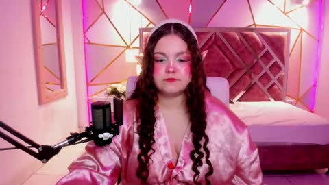 Shyly online show from 28, 3, 2026