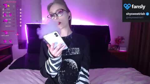 shysweetrish online show from 13, 9, 2025