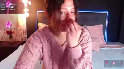 Snapshot of shyvibes_ chatting on 2, 2, 2025 CALL ME CHARLOTTE online show from 2, 2, 2025