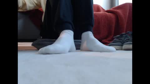 shywhitesocks online show from 21, 4, 2026