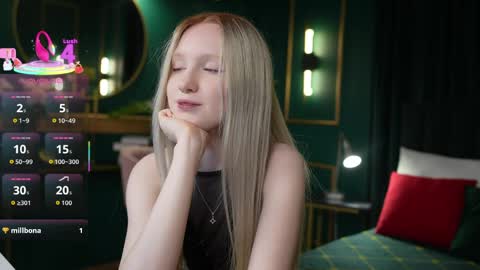 Snapshot of sia_hart chatting on 27, 4, 2026 Sia online show from 27, 4, 2026