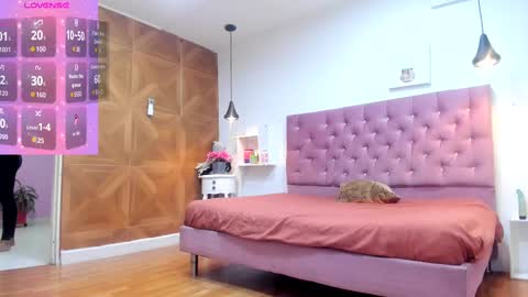 sienna_glow online show from 19, 9, 2025