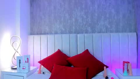 Snapshot of sienna_lorengb chatting on 11, 2, 2025 Camila Vargas online show from 11, 2, 2025