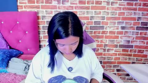 sienna_lux01 online show from 9, 4, 2026