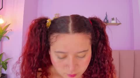 sienna_mg12 online show from 11, 11, 2025