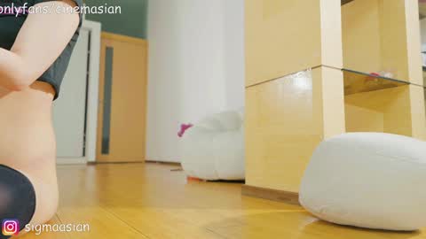 OF   instagram sigmaasian twitter sigmasian online show from 31, 1, 2025