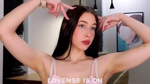 Snapshot of signehinz chatting on 11, 2, 2026 Eva online show from 11, 2, 2026