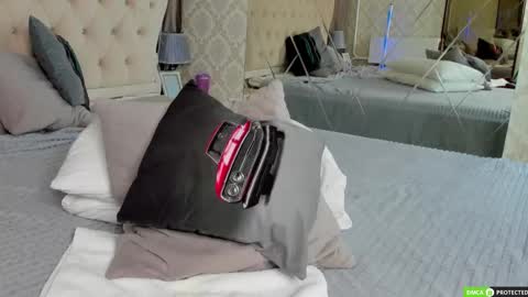 SilasCollins online show from 15, 10, 2025