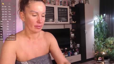 silenaa_sloussen online show from 18, 11, 2025