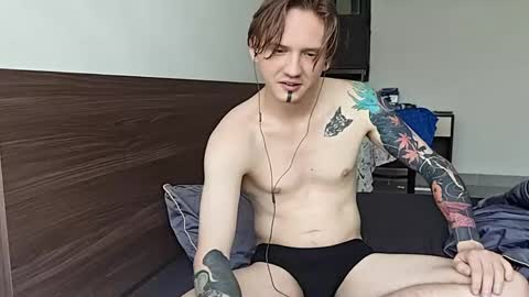 silent_stitch online show from 29, 5, 2026