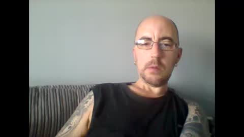 Snapshot of silent_v_81 chatting on 13, 10, 2025 Silent V online show from 13, 10, 2025