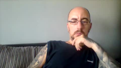 Snapshot of silent_v_81 chatting on 24, 10, 2025 Silent V online show from 24, 10, 2025