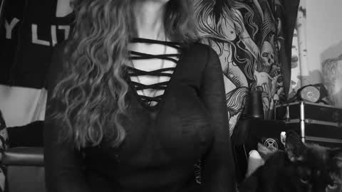 Allmylinkssilentmary666 online show from 6, 2, 2026