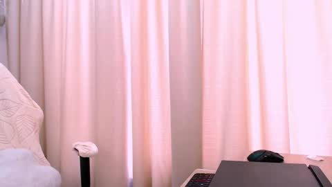 silk_ann online show from 3, 3, 2026