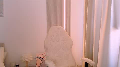 silk_ann online show from 25, 3, 2026