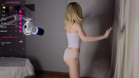 silly___woman online show from 26, 3, 2026