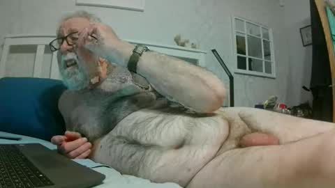 sillyoldman45221063 online show from 2, 6, 2026