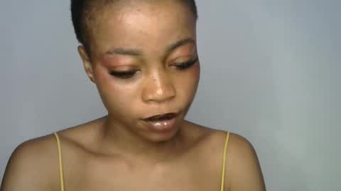 Snapshot of silm_baddie14 chatting on 29, 4, 2026 slim daddie14 online show from 29, 4, 2026