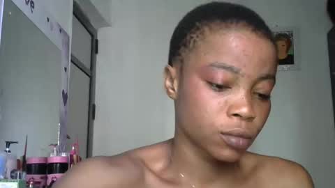 Snapshot of silm_baddie14 chatting on 11, 5, 2026 slim daddie14 online show from 11, 5, 2026