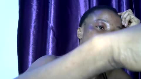 Snapshot of silm_baddie14 chatting on 22, 5, 2026 slim daddie14 online show from 22, 5, 2026