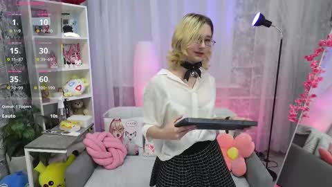 Snapshot of silva__tail chatting on 11, 9, 2025 Silva online show from 11, 9, 2025