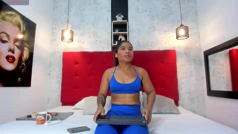 Snapshot of silvannafit chatting on 12, 2, 2025 Silvana Fit online show from 12, 2, 2025