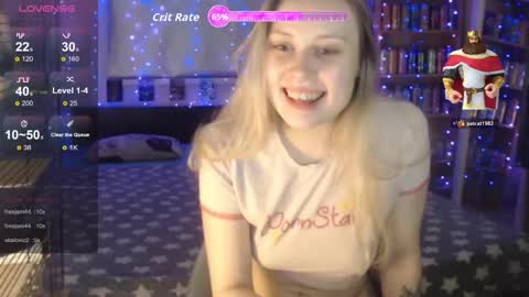 Snapshot of silvercherub chatting on 16, 11, 2025 silvercherub online show from 16, 11, 2025