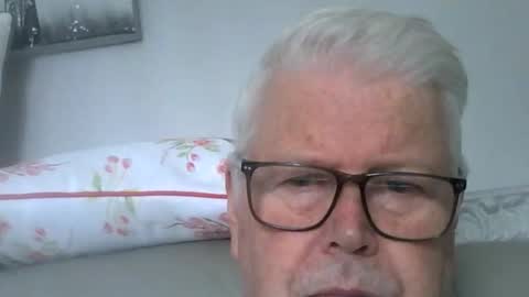 silverfoxpauly online show from 8, 9, 2025