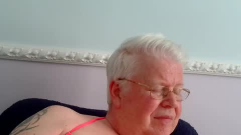 silverfoxpauly online show from 26, 5, 2026