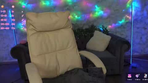 Snapshot of silverrmoon chatting on 20, 1, 2025 Kristina Kris online show from 20, 1, 2025